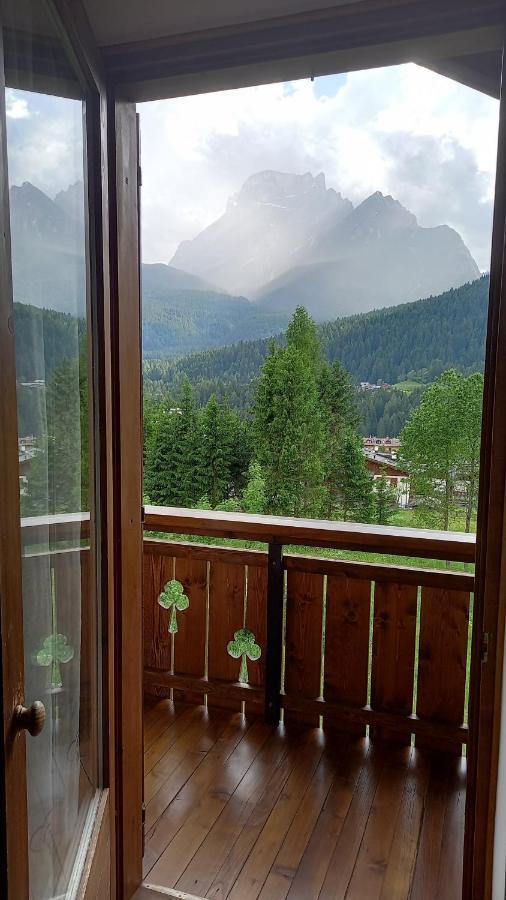 Deliziosa Mansarda Con Vista Dolomiti Apartment ซานวีโต ดิ กาโดเร ภายนอก รูปภาพ