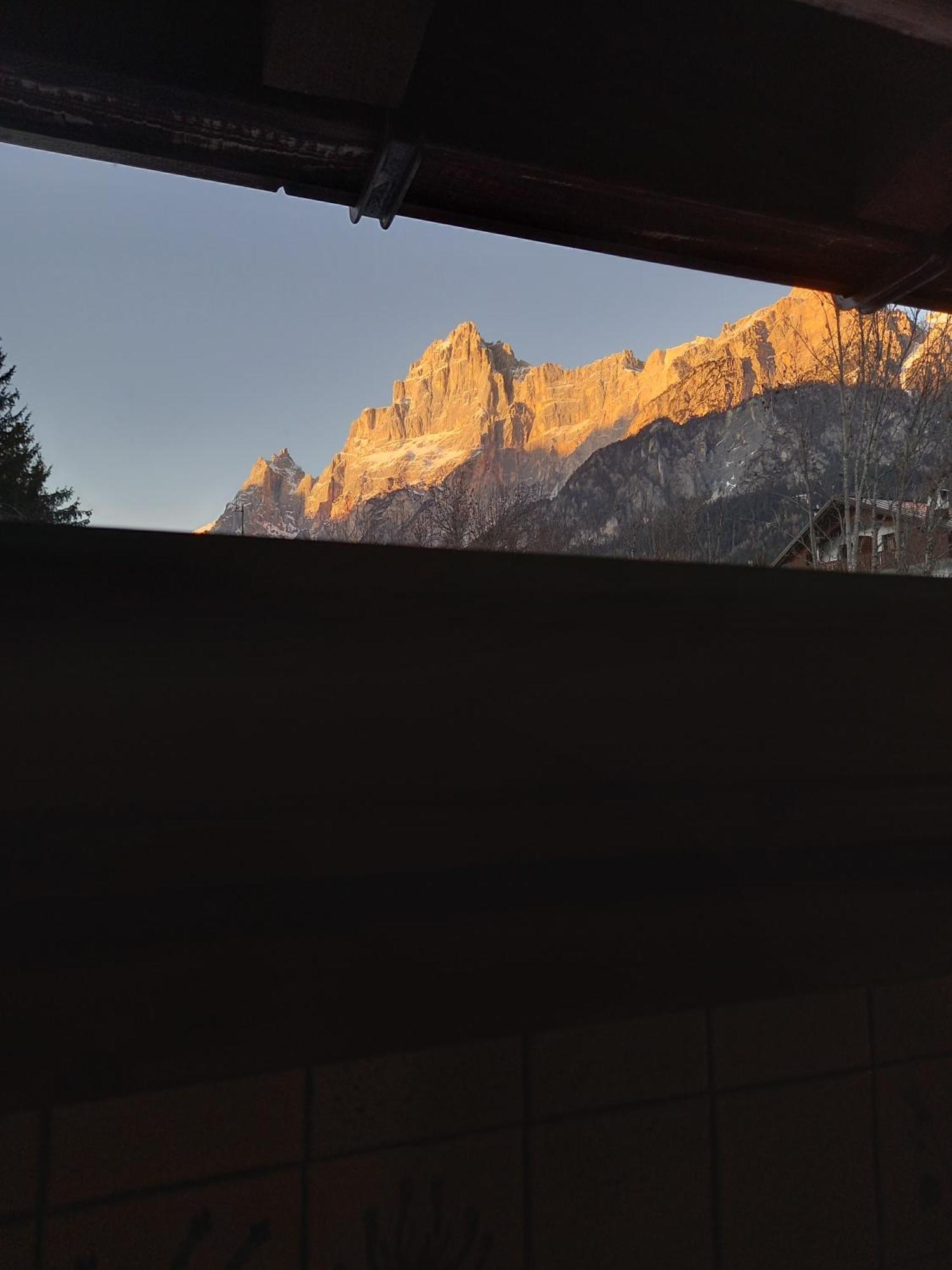 Deliziosa Mansarda Con Vista Dolomiti Apartment ซานวีโต ดิ กาโดเร ภายนอก รูปภาพ